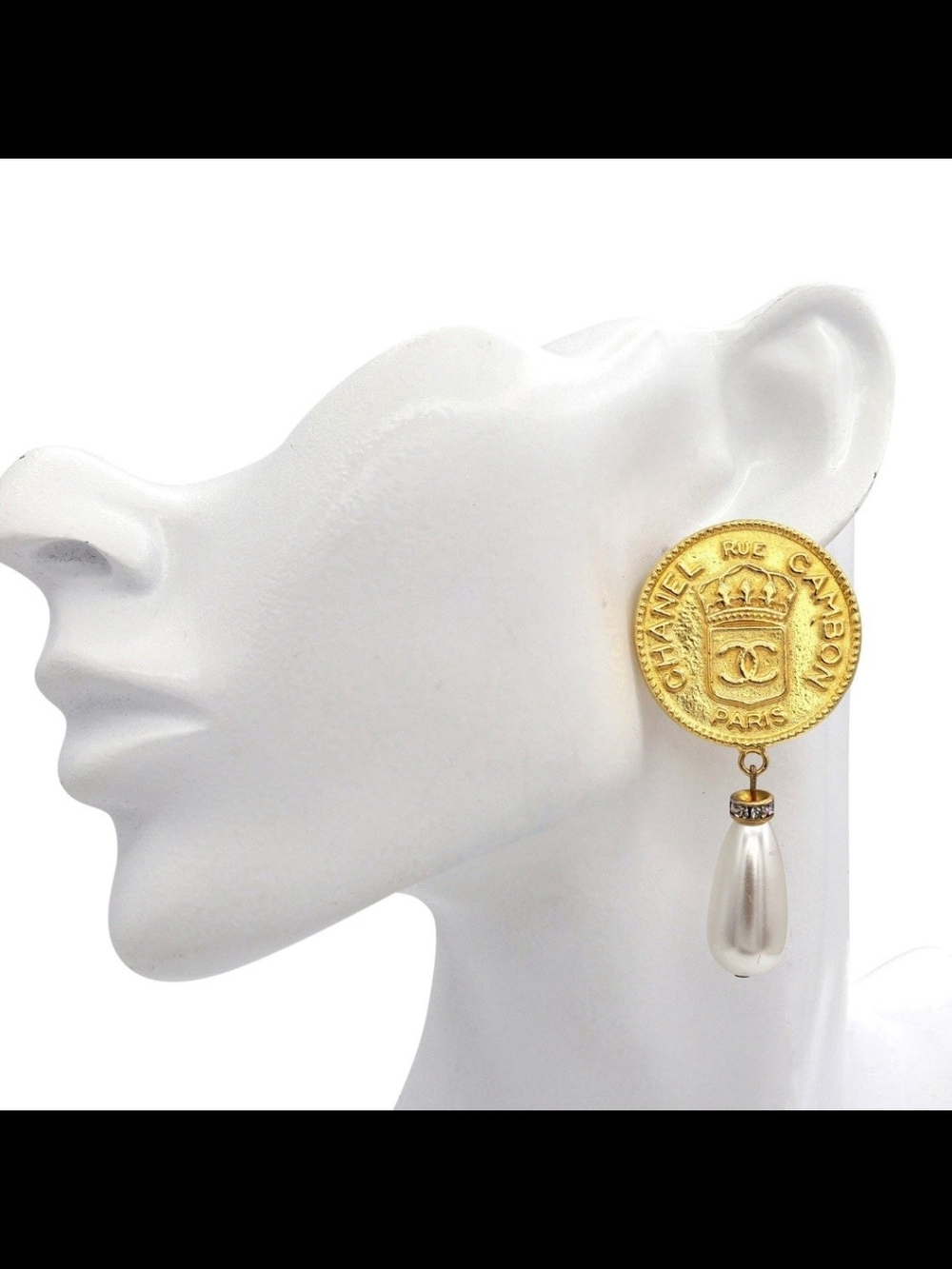 CHANEL Classic Vintage Oversized Gold CC ‘Rue Cambon Paris’ Clip-on Earrings.